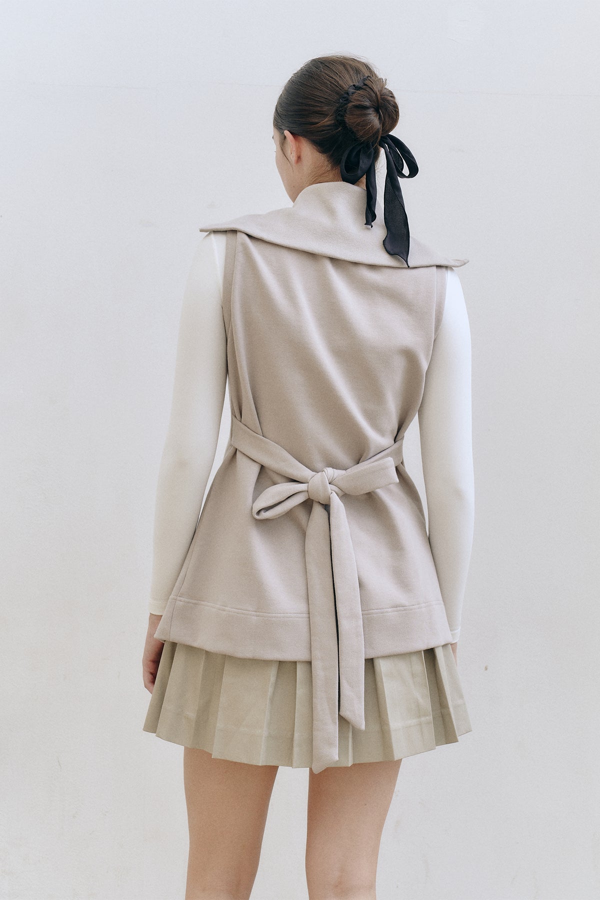 ビッグカラー ベルトベスト（ベージュ）