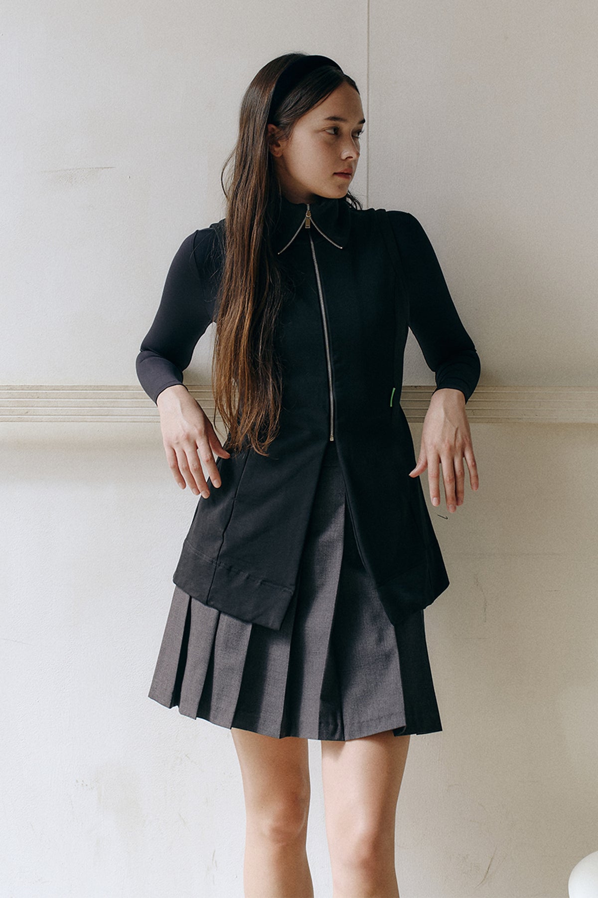 ビッグカラー ベルトベスト（ブラック）